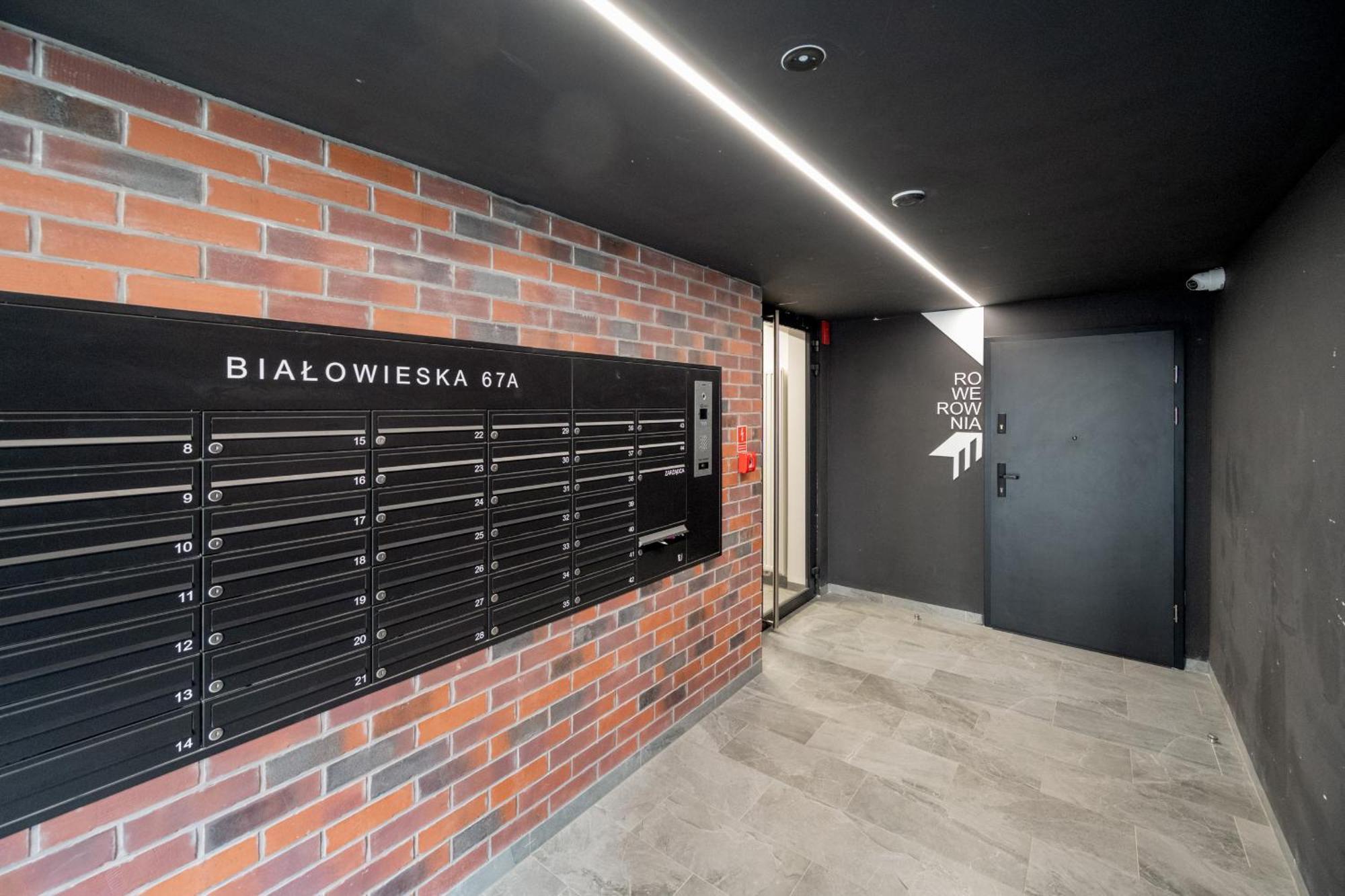 Luksusowy Apartament Z 3 Sypialniami, Klimatyzacja, Parkingiem I Biurkiem We Wroclawiu By Renters Prestige 외부 사진