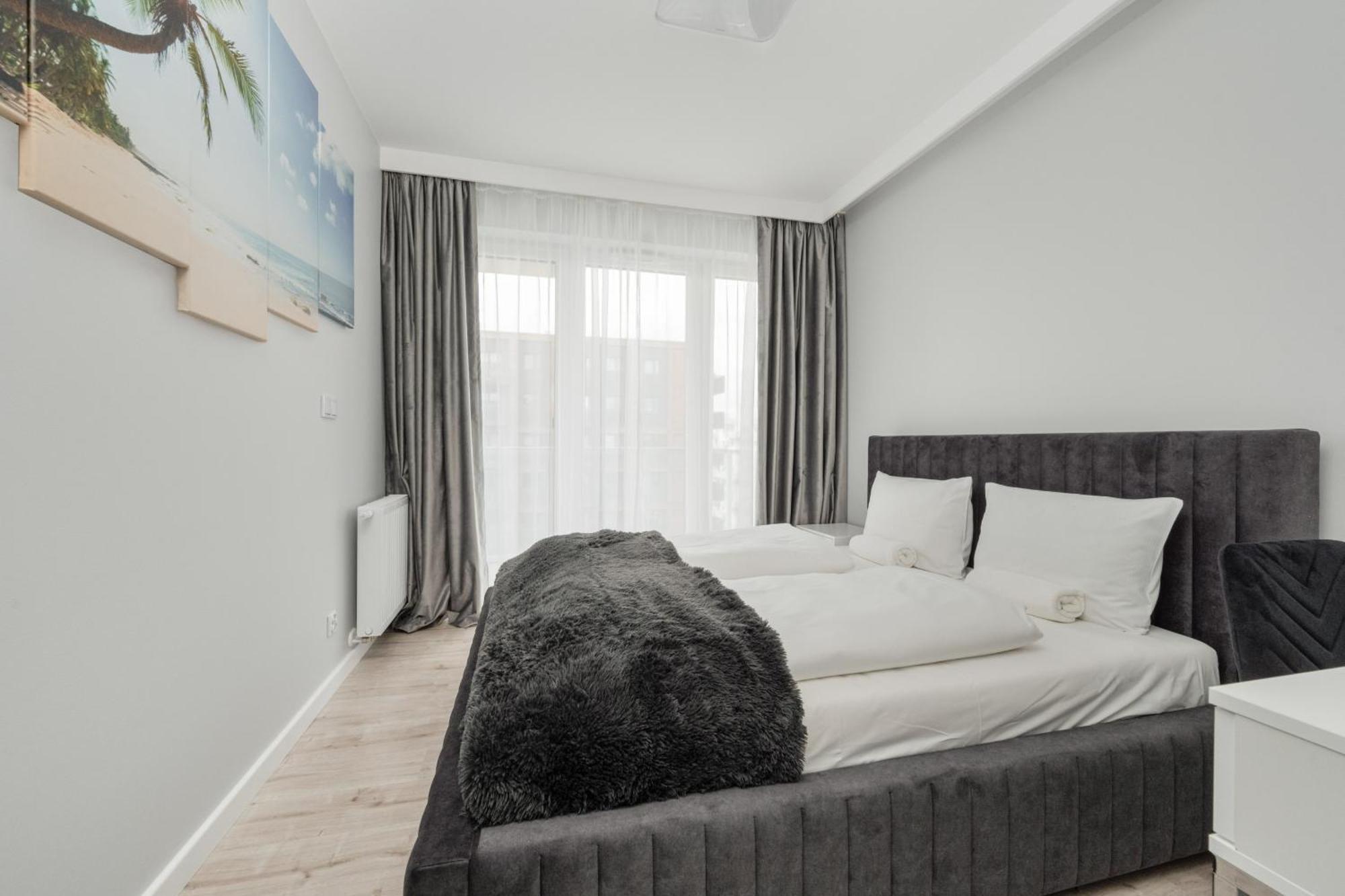 Luksusowy Apartament Z 3 Sypialniami, Klimatyzacja, Parkingiem I Biurkiem We Wroclawiu By Renters Prestige 외부 사진