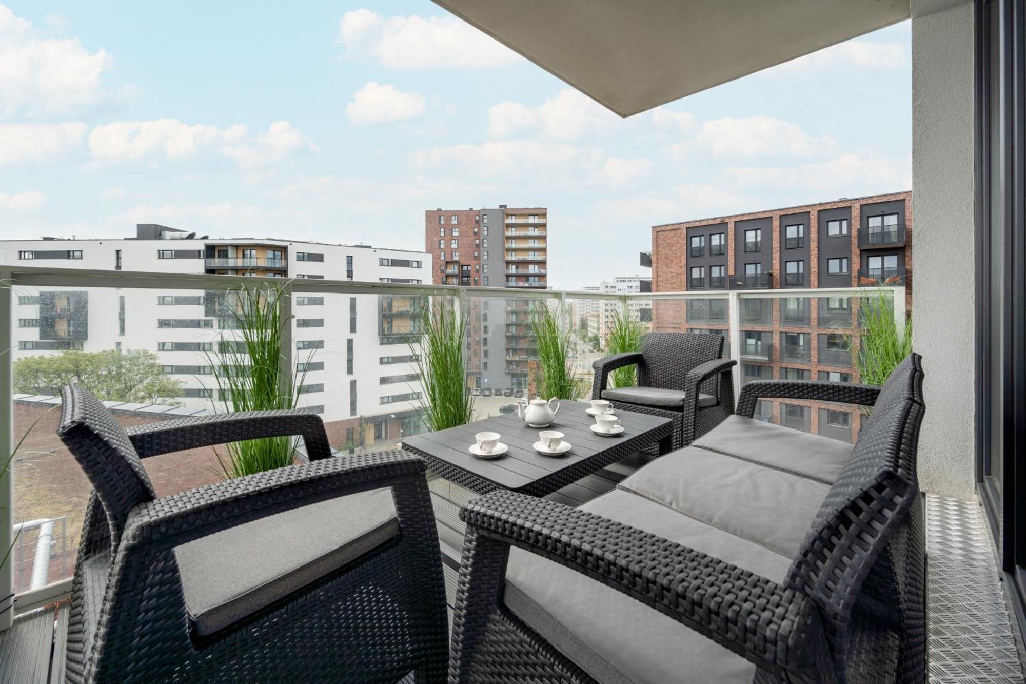 Luksusowy Apartament Z 3 Sypialniami, Klimatyzacja, Parkingiem I Biurkiem We Wroclawiu By Renters Prestige 외부 사진